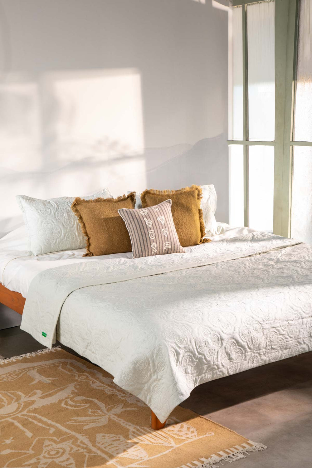 SOLID & TEXTURED BEDCOVERS Clover Ivory Quilted Bedcover