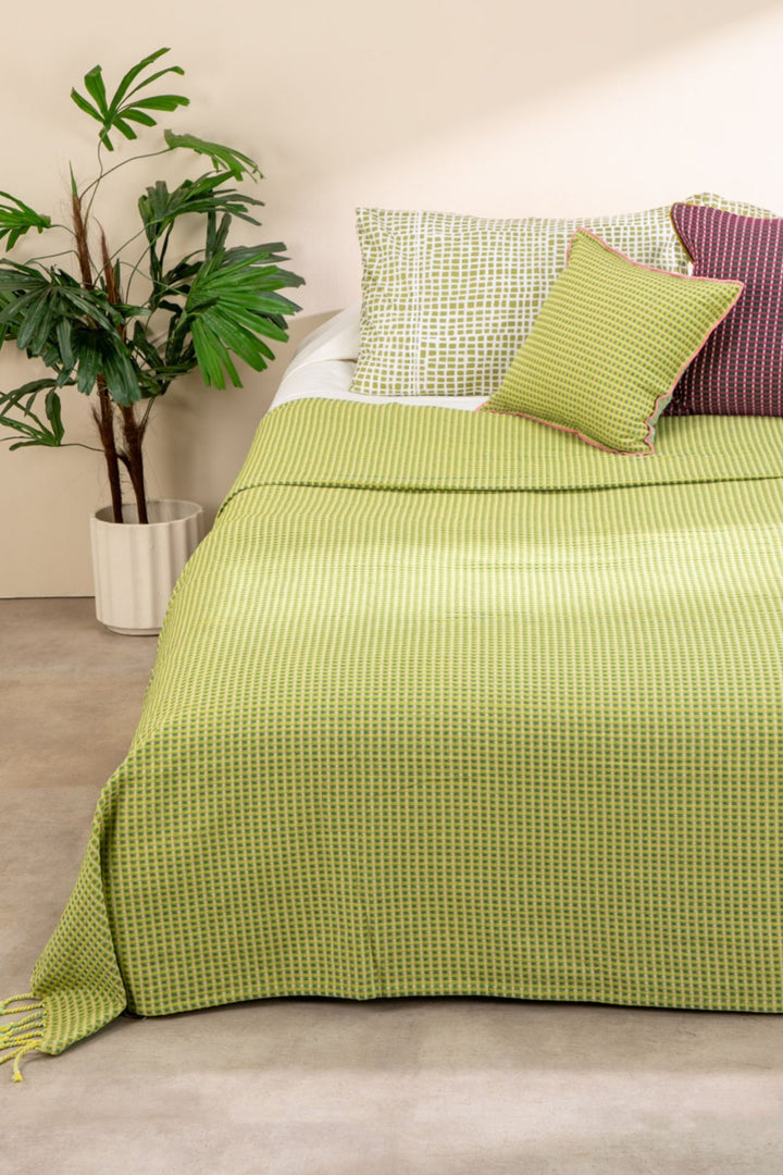 SOLID & TEXTURED BEDCOVERS Code Shadow   Recycled Cotton Bedcover (Fresh Green)