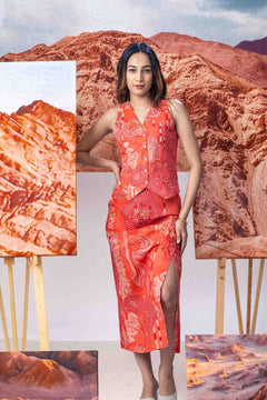BOTTOMS Earth Core Midi Skirt (Living Coral)