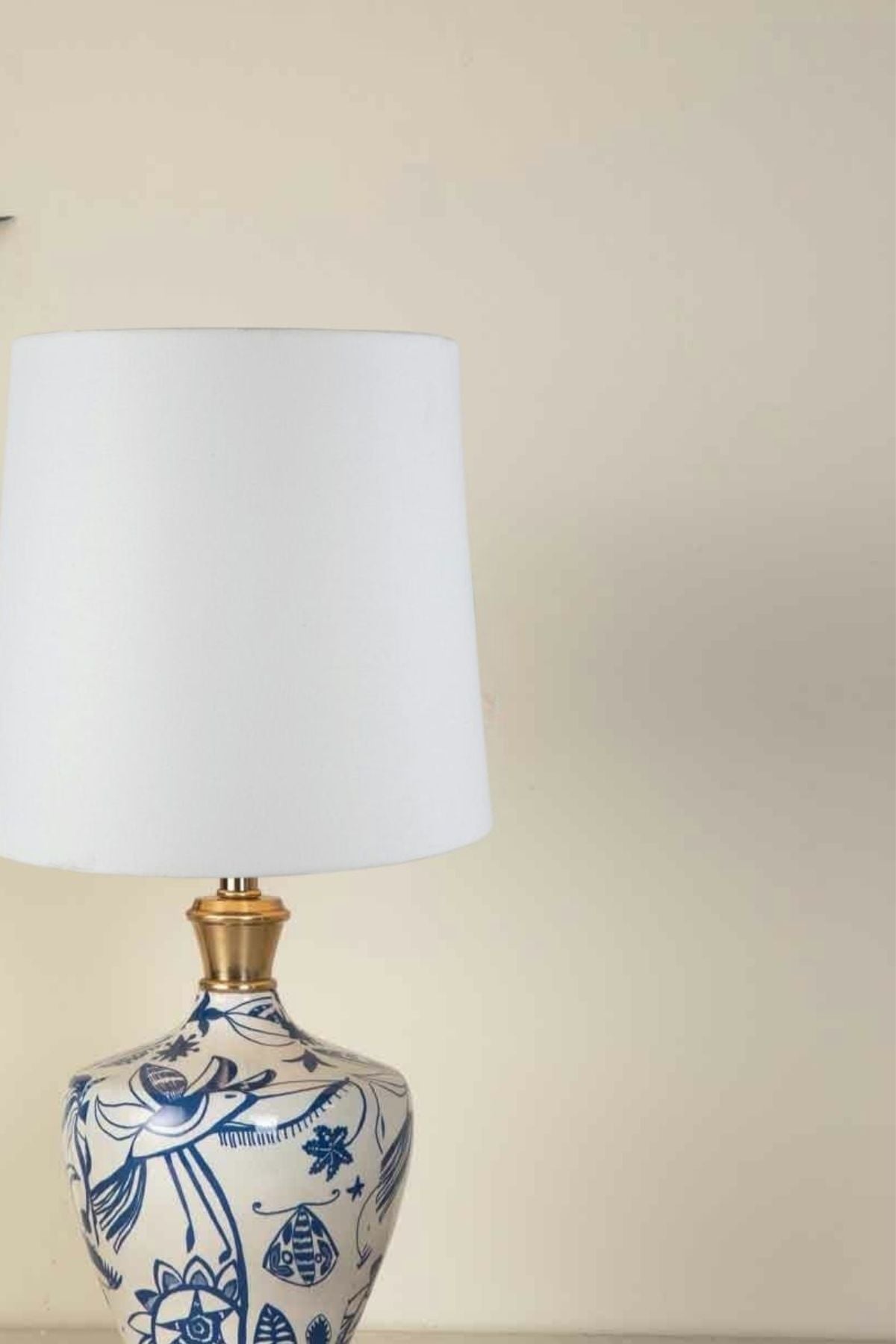 Eye In The Sky Off White Table Lamp with Solid Taper Lampshade (Off White)
