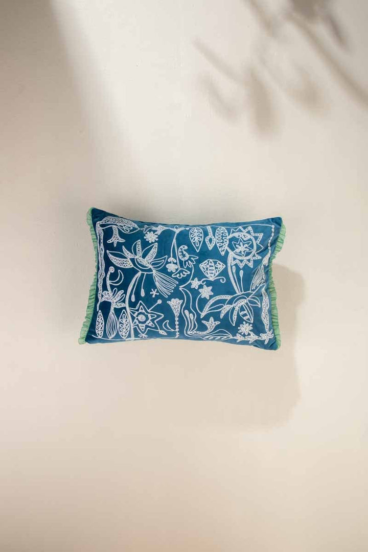 ACCENT CUSHIONS Eye In The Sky Cosmic Teal Cushion Cover (36 Cm X 50 Cm)