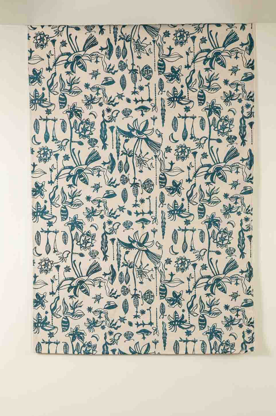 PRINT & PATTERN RUGS Eye In The Sky Printed Rug (Moonlit Blue)