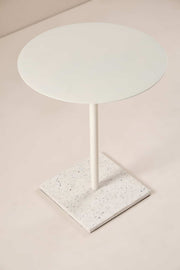 SIDE TABLES Geoglee Round Ivory Side Table (Metal)