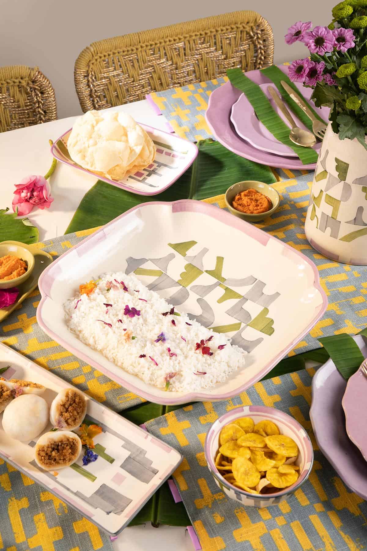SERVING PLATTERS Gyamati Ceramic Shaped Platter