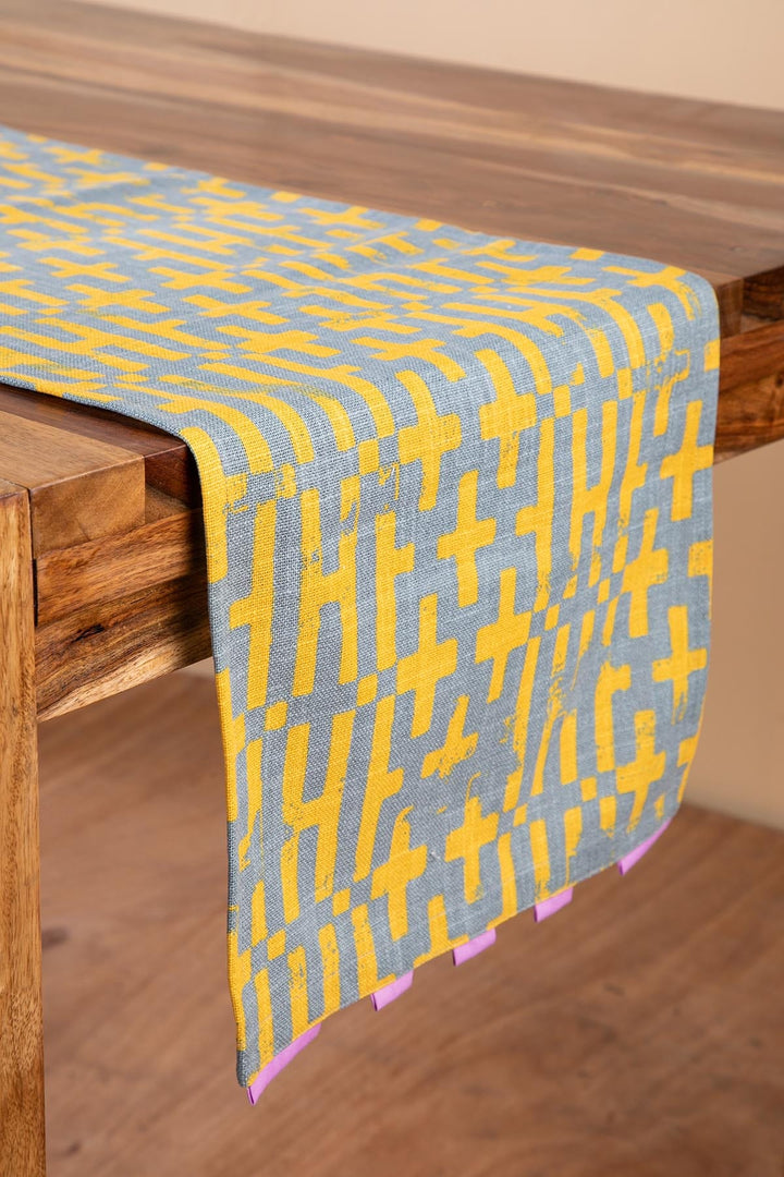 TABLE RUNNERS Gyamati Grey Yellow Table Runner