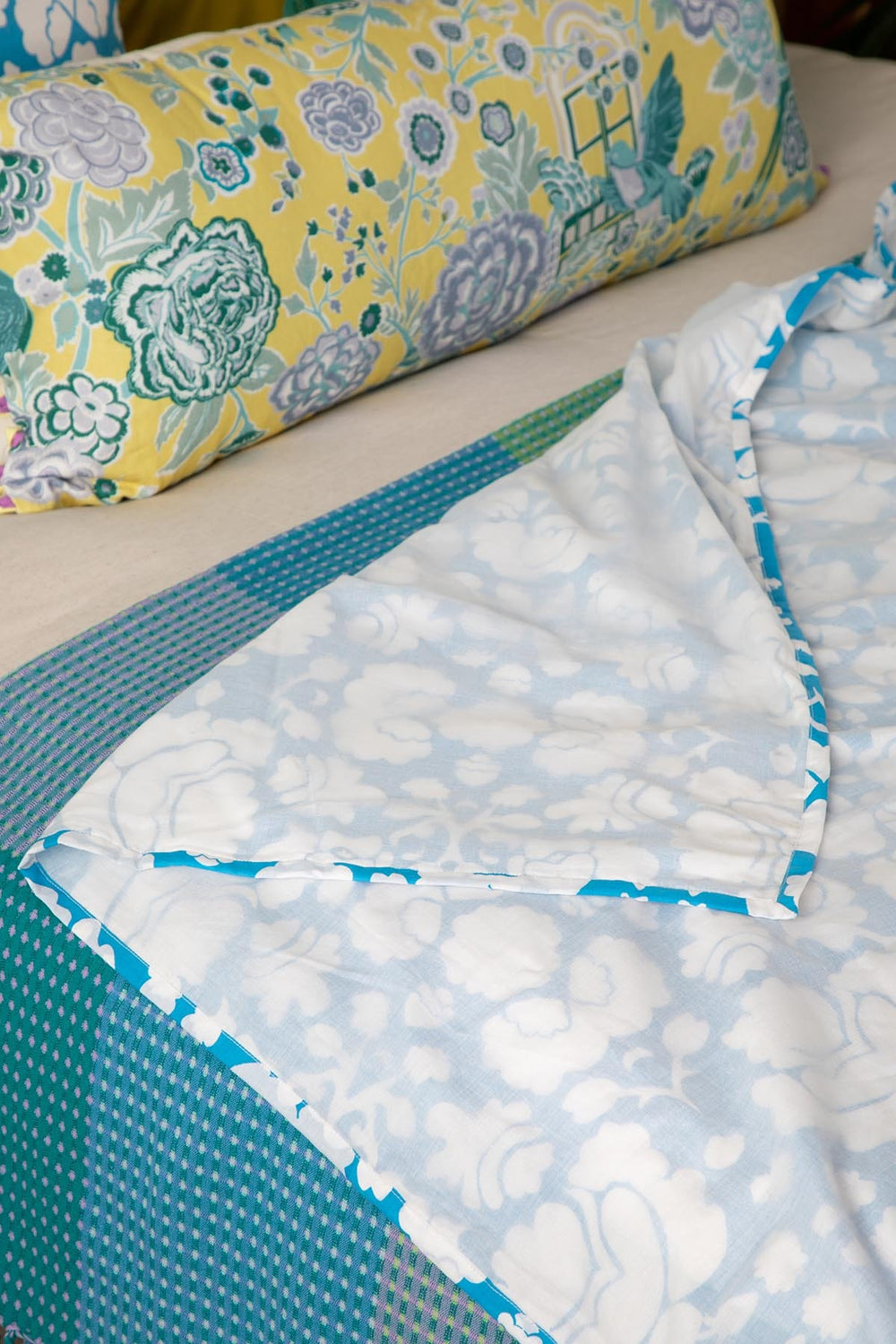 PRINT & PATTERN DOHARS Gypsy Rose Dohar (Mulmul And Pure Cotton)