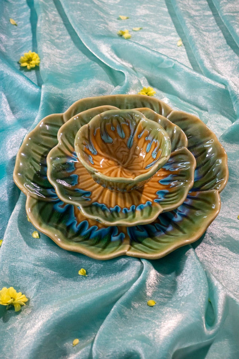 BOWLS Hibiscus Ceramic Katori (Set Of 2)