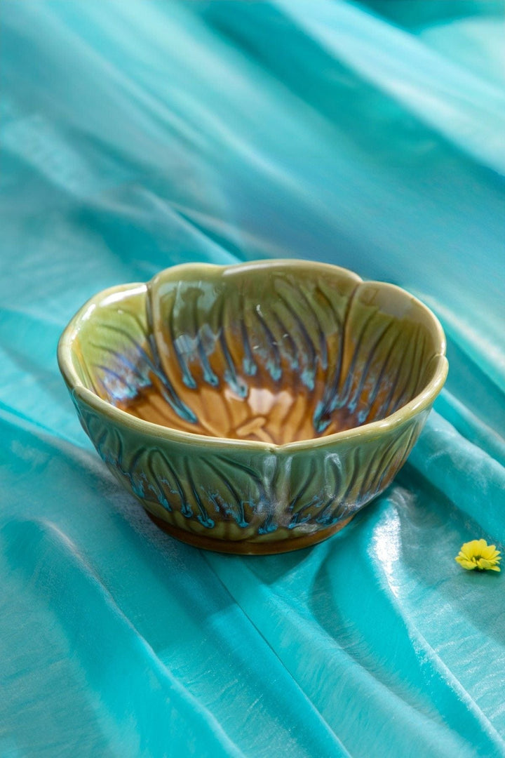 SERVING BOWLS Hibiscus Ceramic Round Bowl