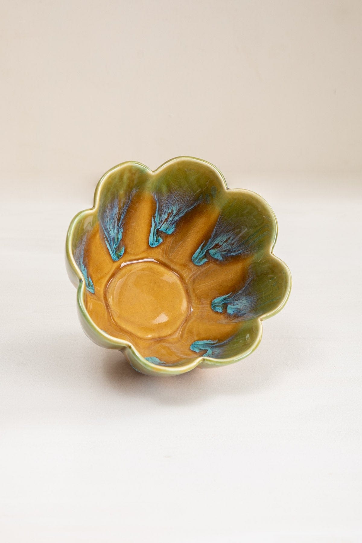 SERVING BOWLS Hibiscus Ceramic Salad Bowl