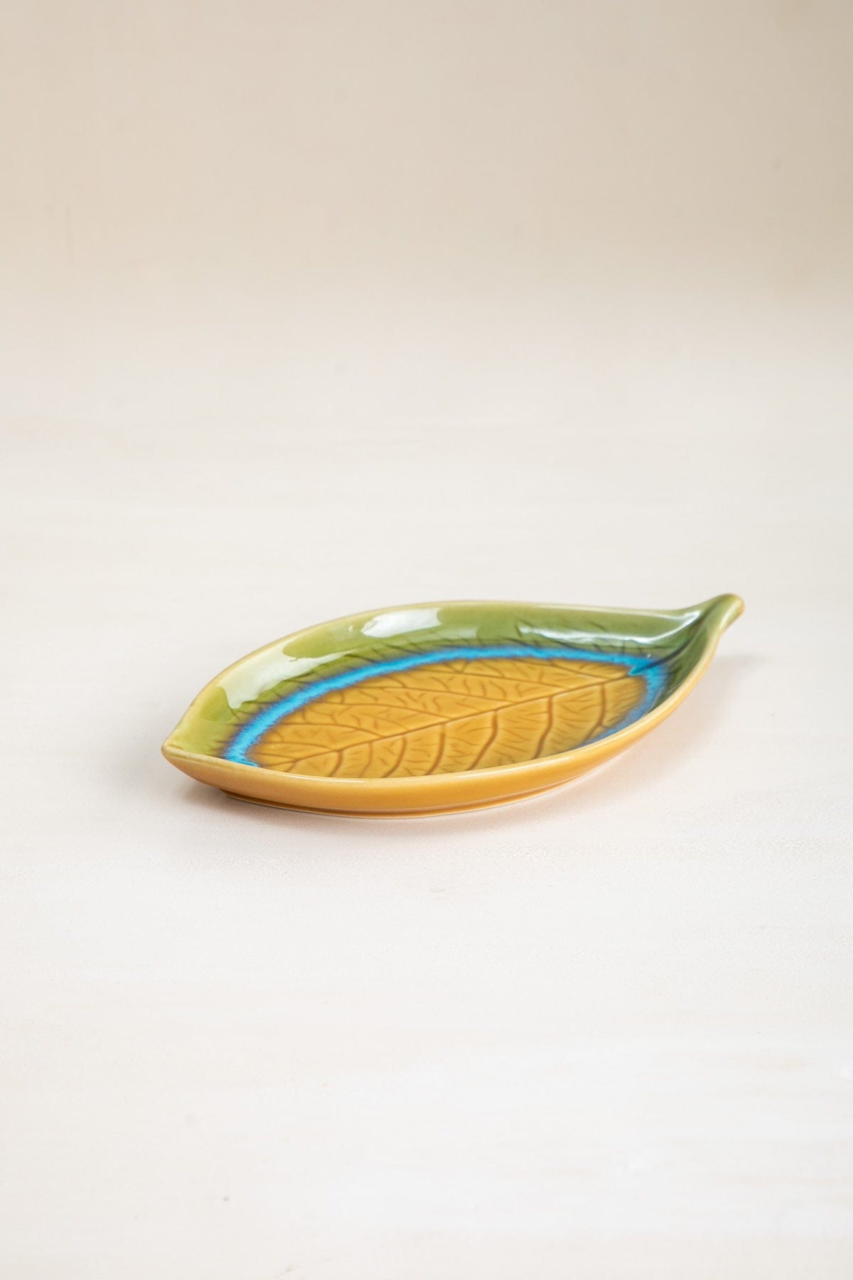 Hibiscus Ceramic Shaped Wall Plate