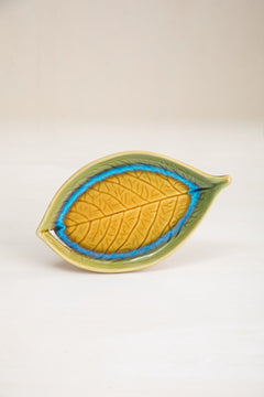 Hibiscus Ceramic Shaped Wall Plate