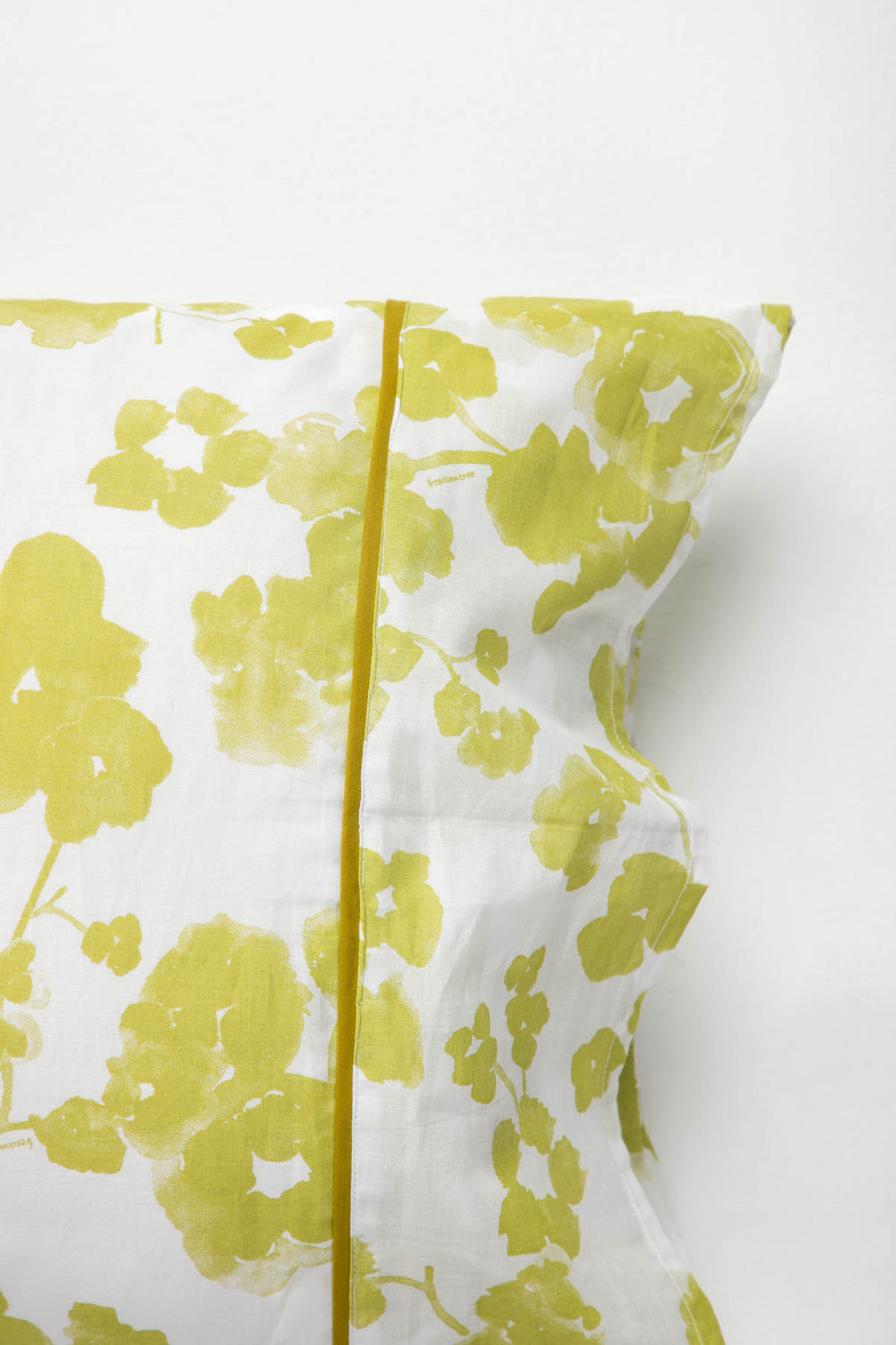 PILLOWS & SHAMS Inky Blossom Spring Yellow Pillow Cover Set (Set of 2)
