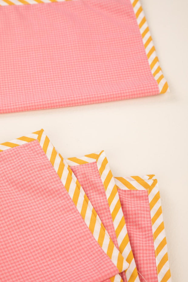 NAPKINS Joyee Pink Dinner Napkin (Set Of 4)