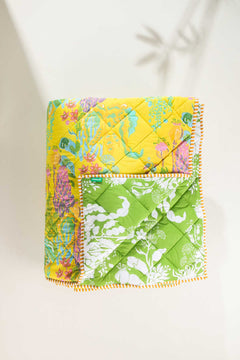 PRINT & PATTERN QUILTS Kachnar Yellow Fields Quilt