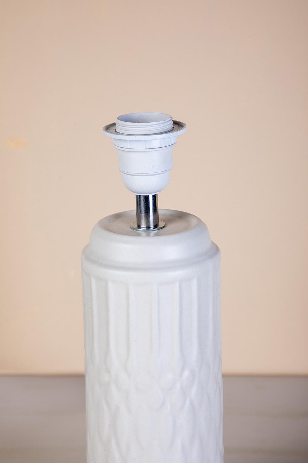 Karah Ceramic Table Lamp (Matt White)