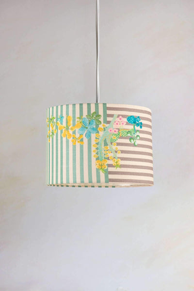 PENDANT LAMPS Keora Stripes Large Drum Pendant (Honey Bloom)