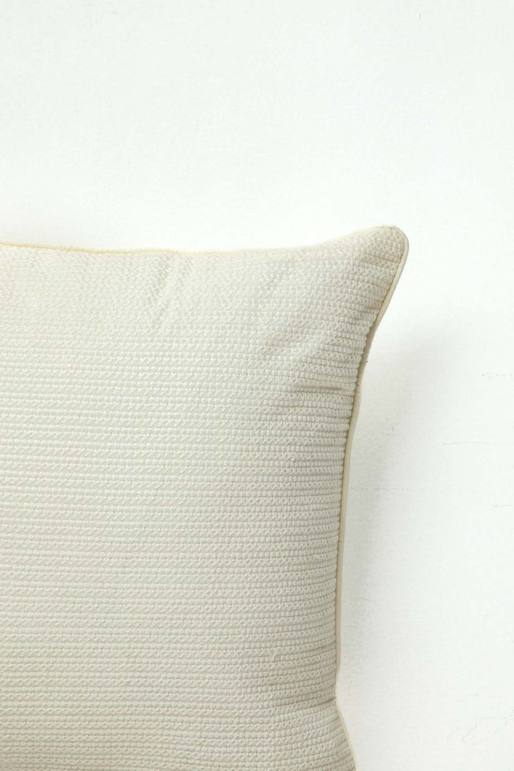 SOLID & TEXTURED CUSHIONS Kufri Off White Cushion Cover (46 X 46 Cm)