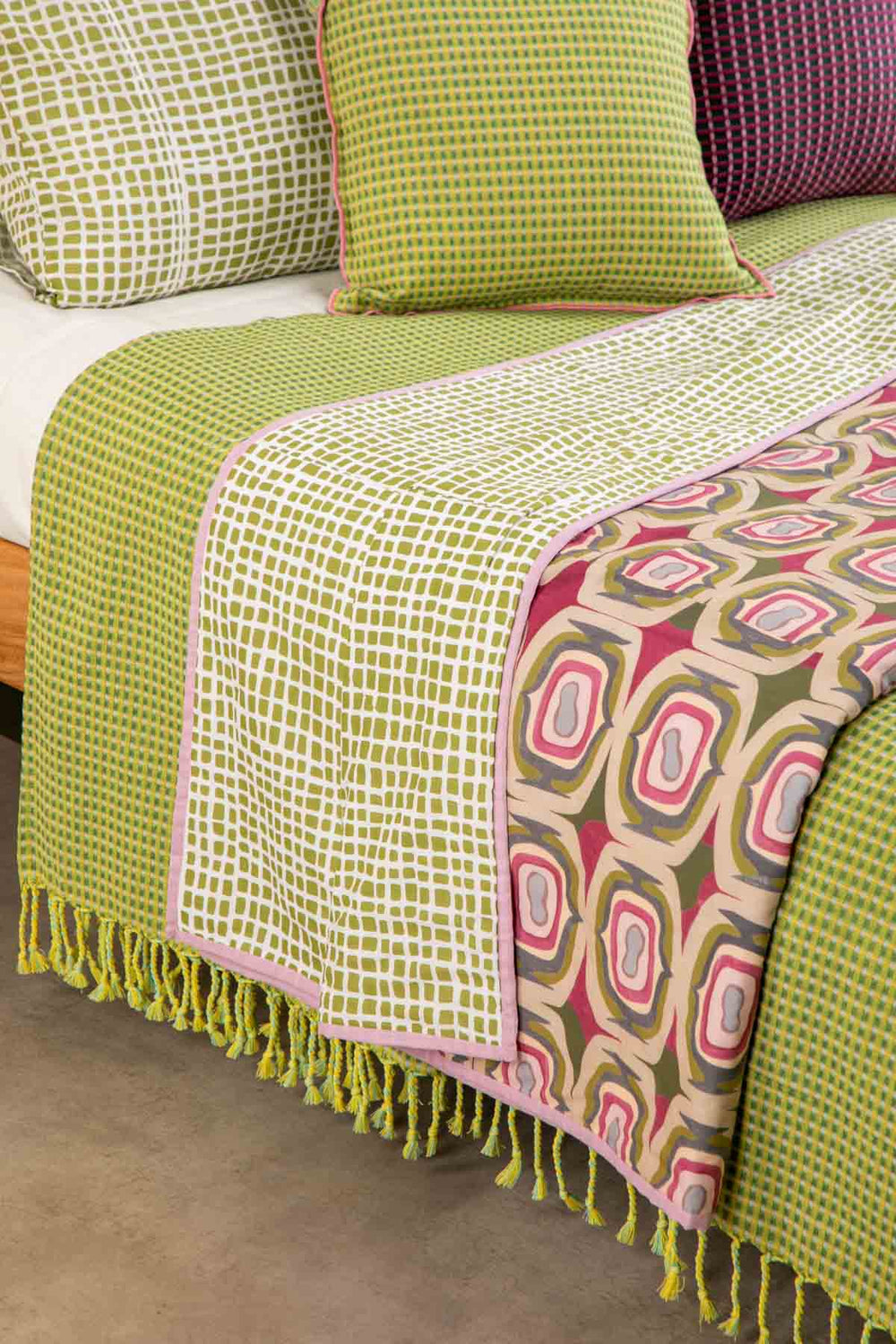 PRINT & PATTERN DOHARS Landfall Ogee Dohar (Cotton Voile And Flannel)