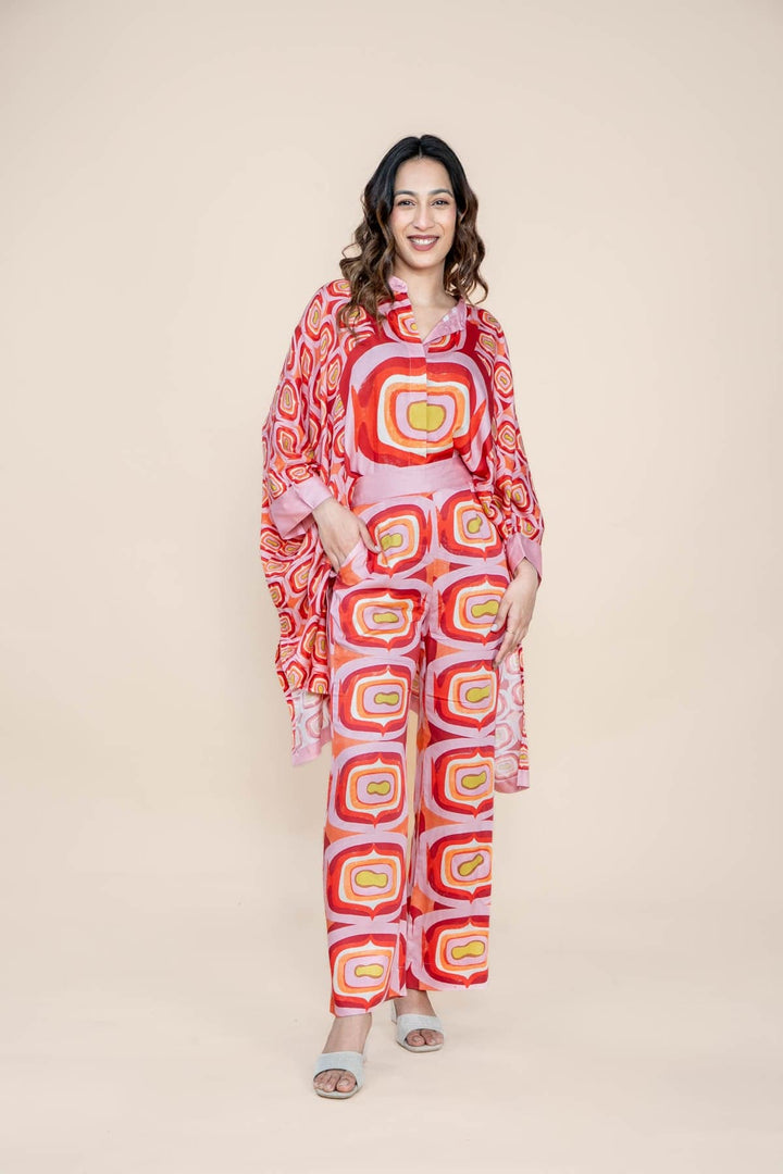 BOTTOMS Landfall Ogee Flared Fancy Pants (Mineral Red)