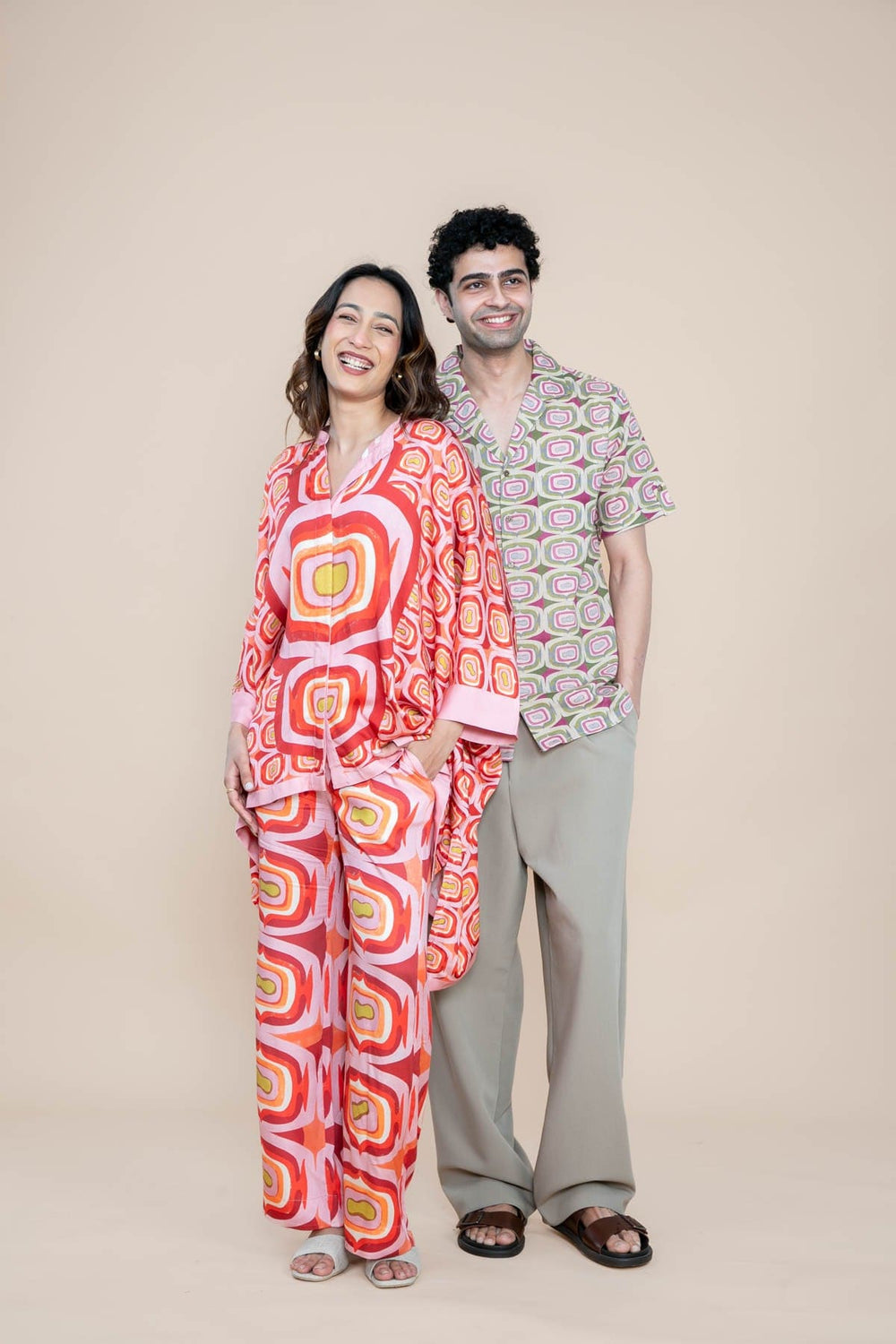 TOPS Landfall Ogee Kaftan Shirt (Mineral Red)