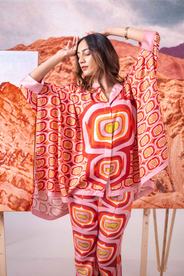 TOPS Landfall Ogee Kaftan Shirt (Mineral Red)