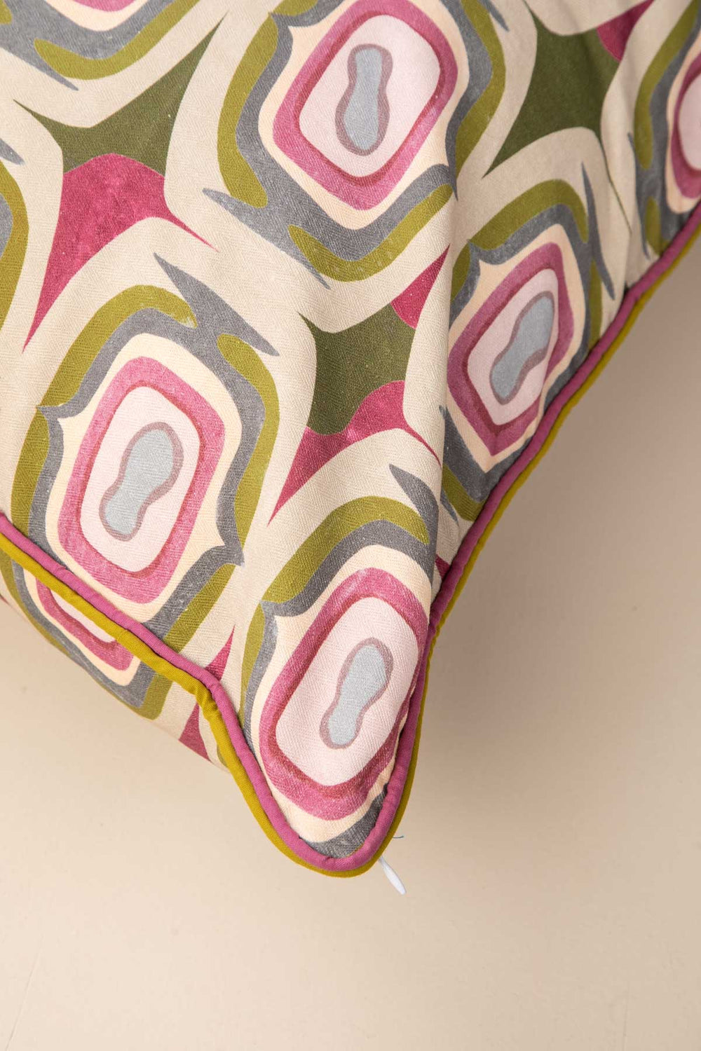 PRINT & PATTERN CUSHIONS Landfall Ogee Mineral Green Cushion Cover (61 X 61 Cm)