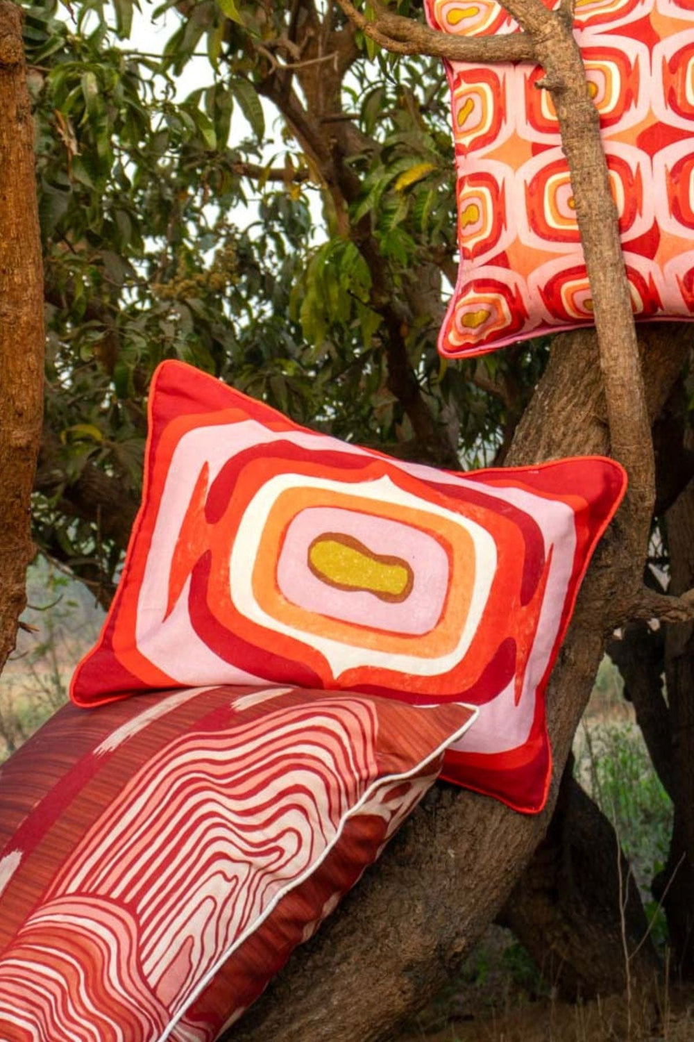 PRINT & PATTERN CUSHIONS Landfall Ogee Mineral Red Cushion Cover (36 X 51 Cm)