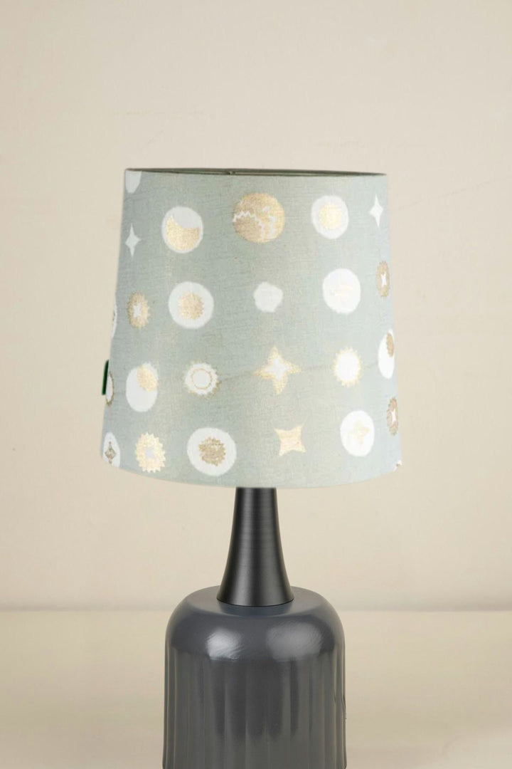 Luna with Celestial Sky shade