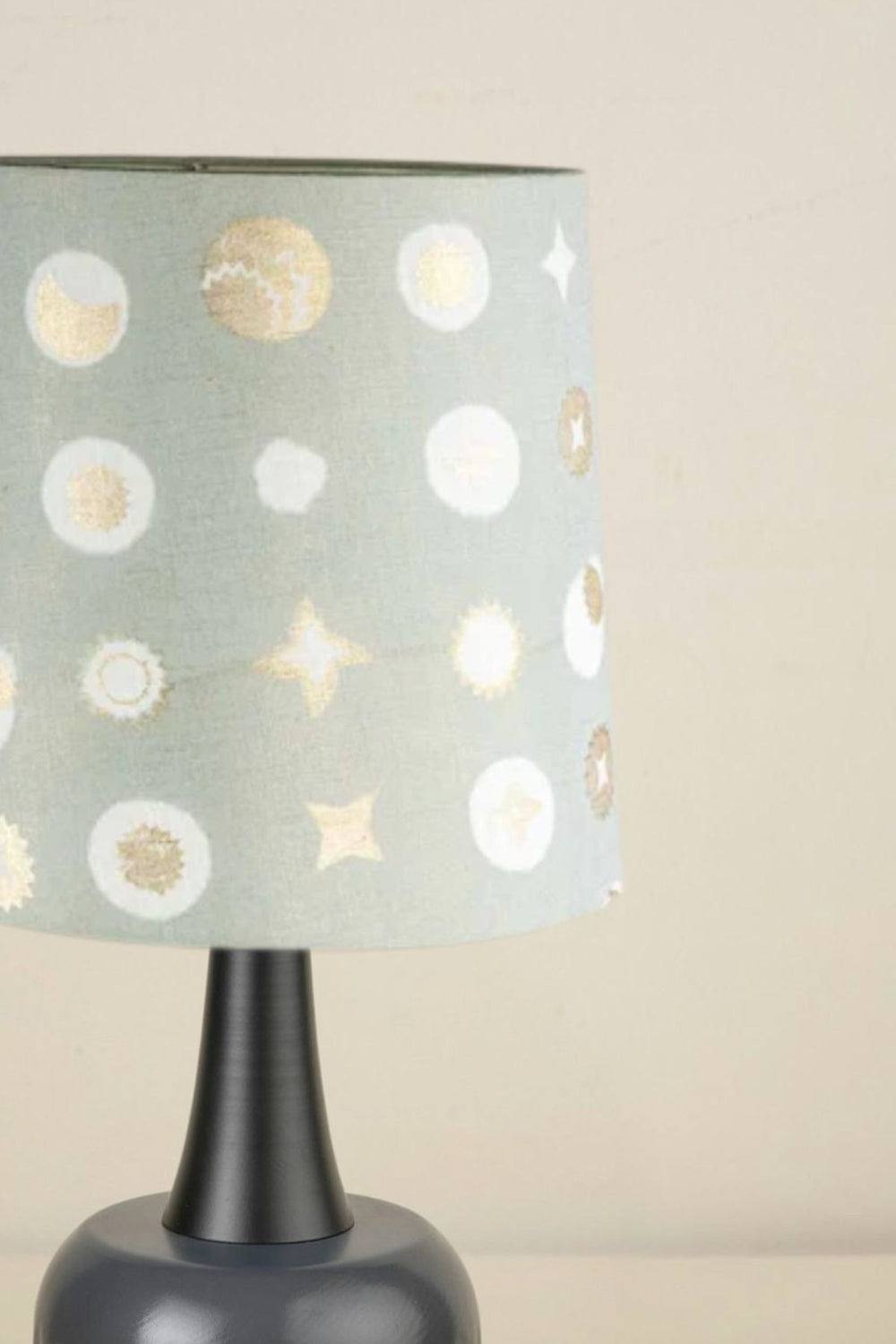 Luna with Celestial Sky shade