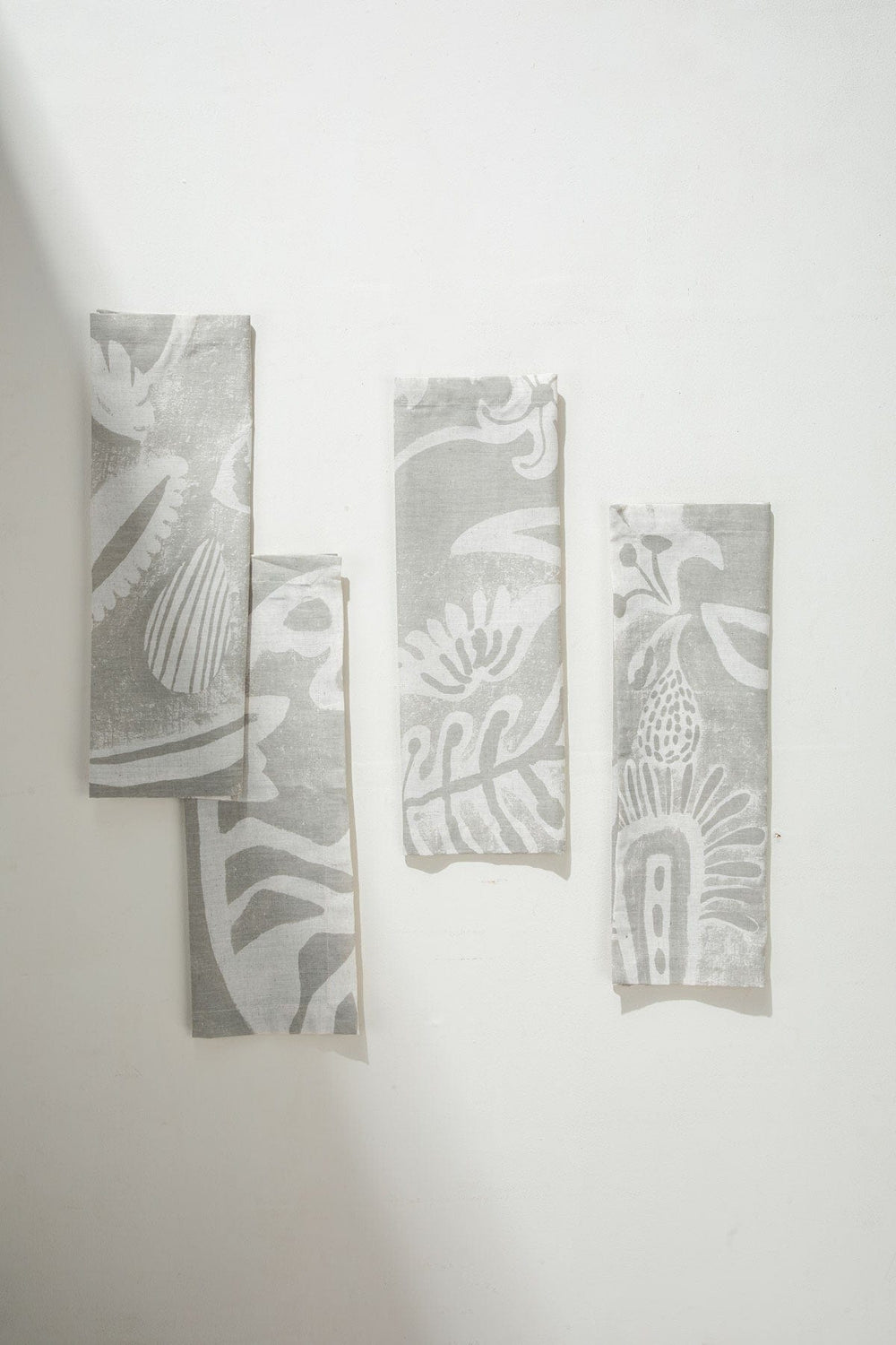 Madellion Tree Taupe Dinner Napkin (Set Of 4)