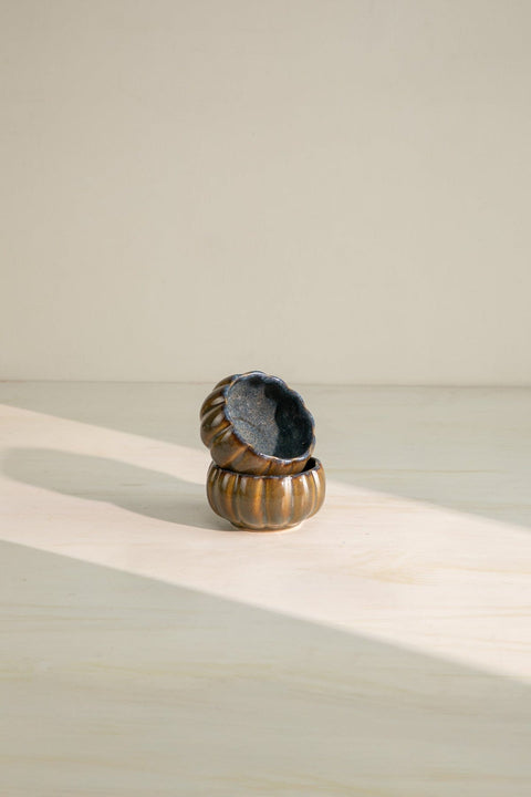 10000017853 MAGNOLIA FLOWER BOWL (SET OF 2) OLIVE GREEN