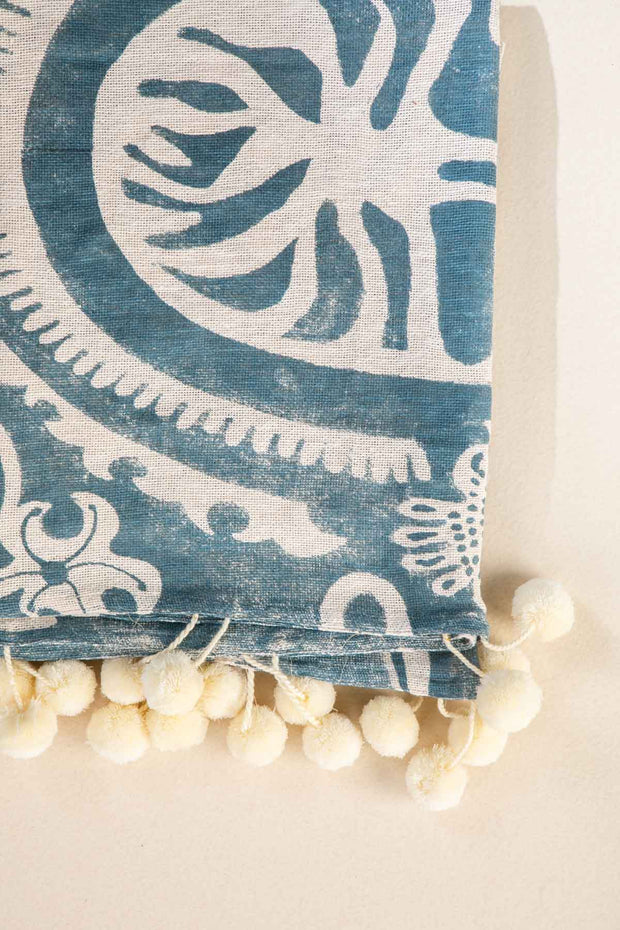 THROWS Medallion Soft Indigo Sofa Throw