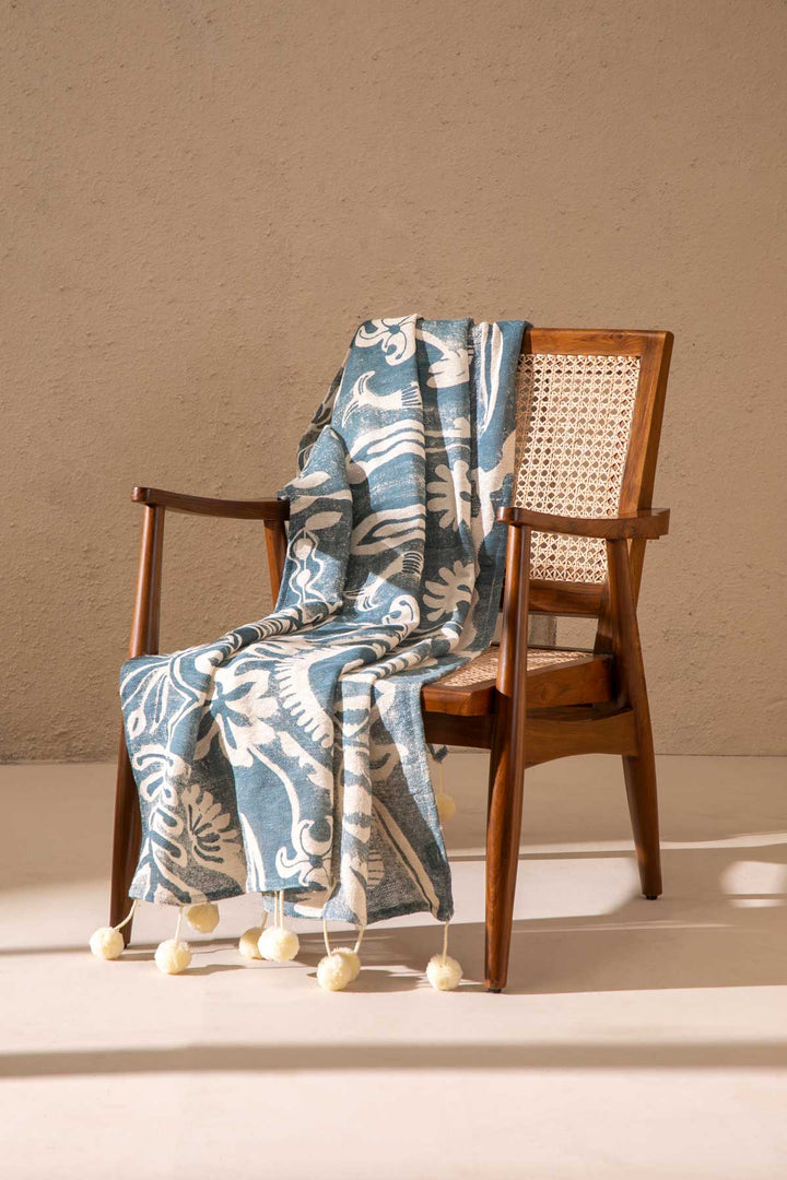 THROWS Medallion Soft Indigo Sofa Throw