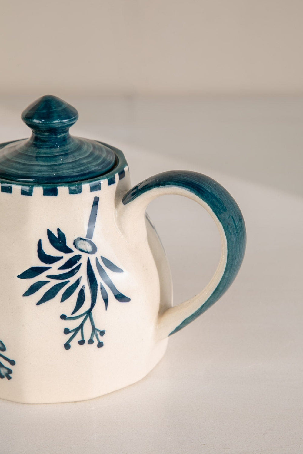 TEA TIME Montane Ceramic Tea Pot