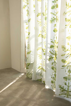 CURTAINS Montane Green And White Window Blinds In Cotton Fabric