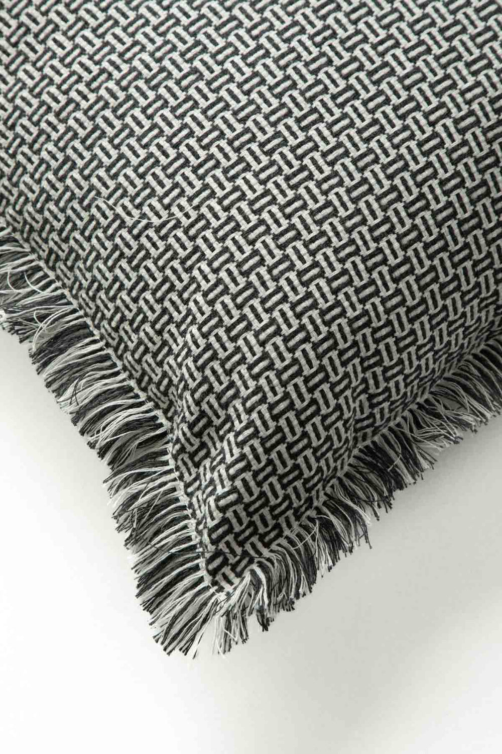 SOLID & TEXTURED CUSHIONS Nilgiri Black and White Cushion Cover (46 X 46 Cm)