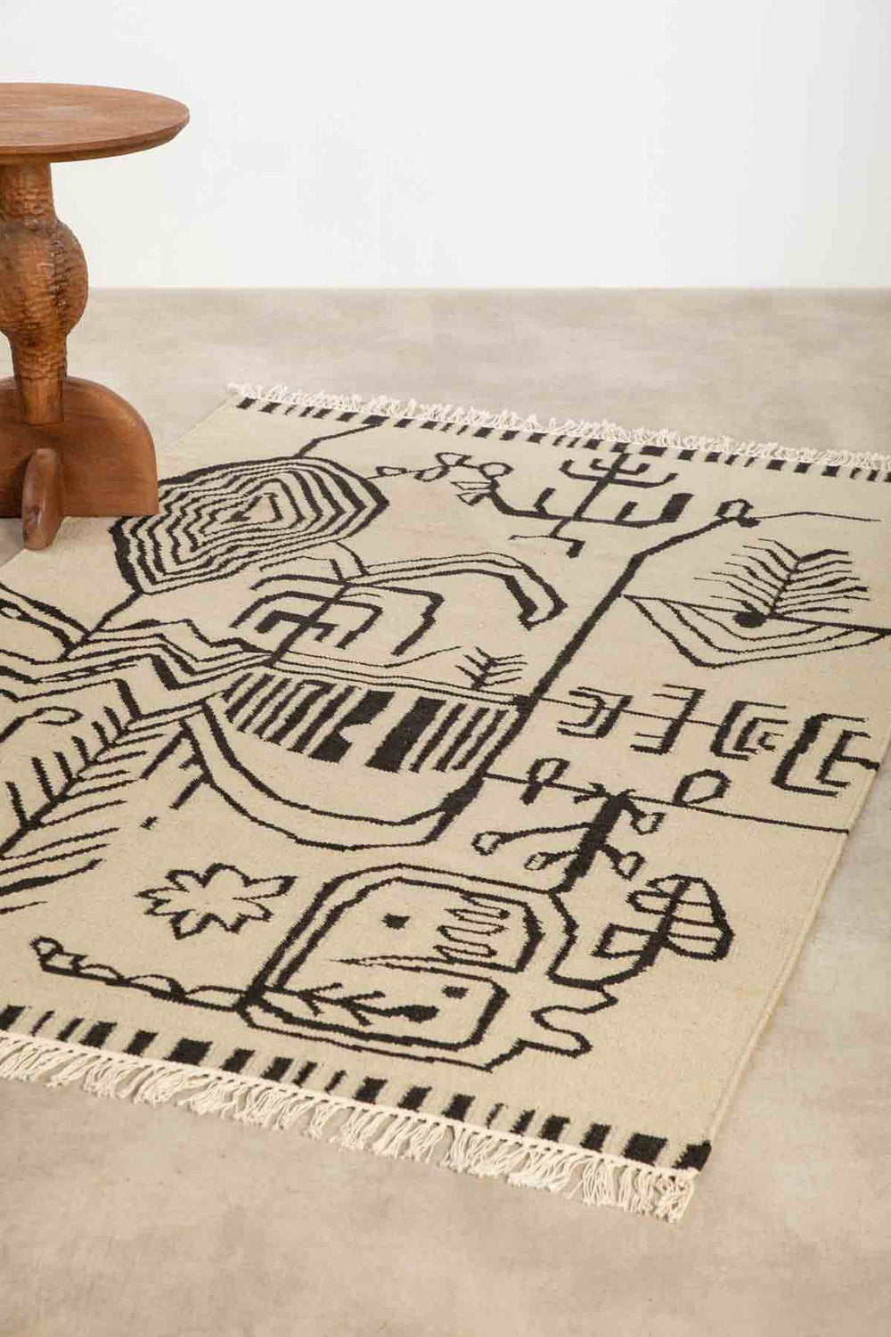 WOVEN & TEXTURED RUGS Nu Primitive Woven Rug (Black/White)