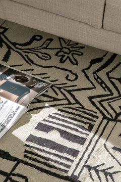 WOVEN & TEXTURED RUGS Nu Primitive Woven Rug (Black/White)