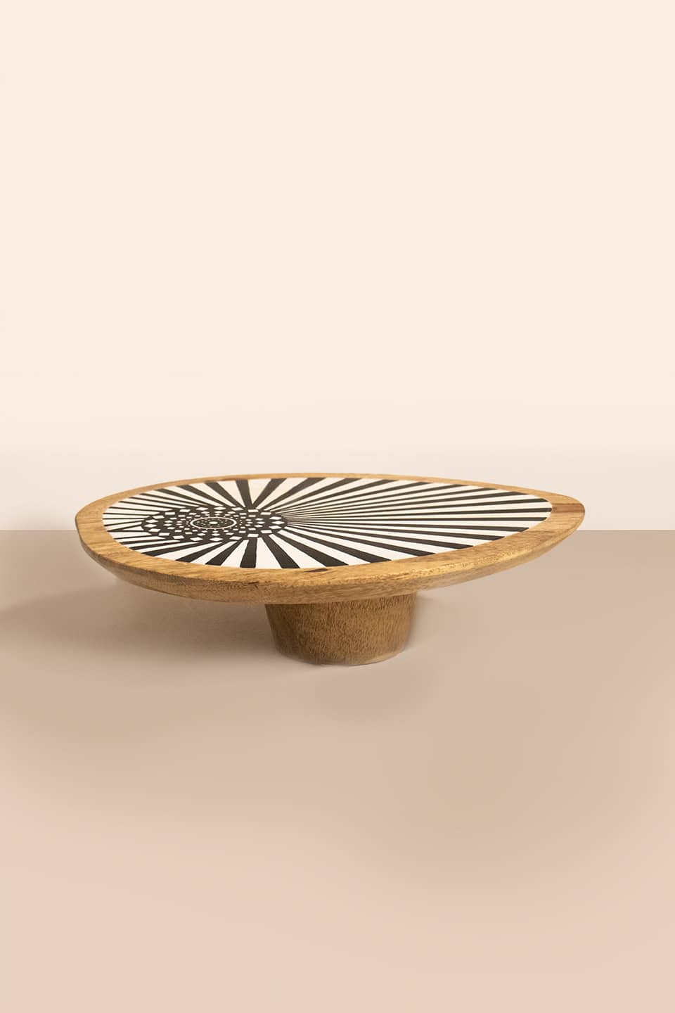 Oval Illusion Sheesham Wood Center Piece