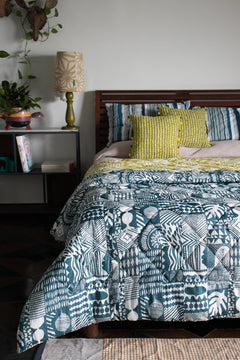 PRINT & PATTERN QUILTS Patchwork Blue And  Lime Quilt