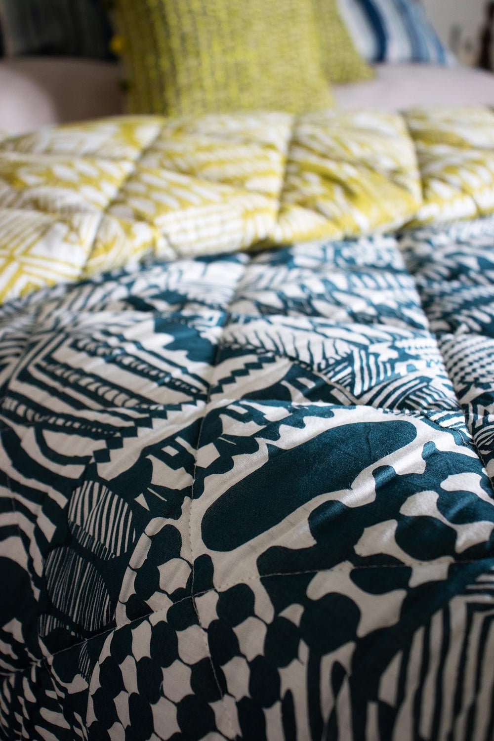 PRINT & PATTERN QUILTS Patchwork Blue And  Lime Quilt