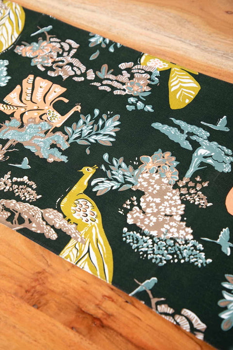 TABLE RUNNERS Peacock Song Table Runner (Forest Moss)