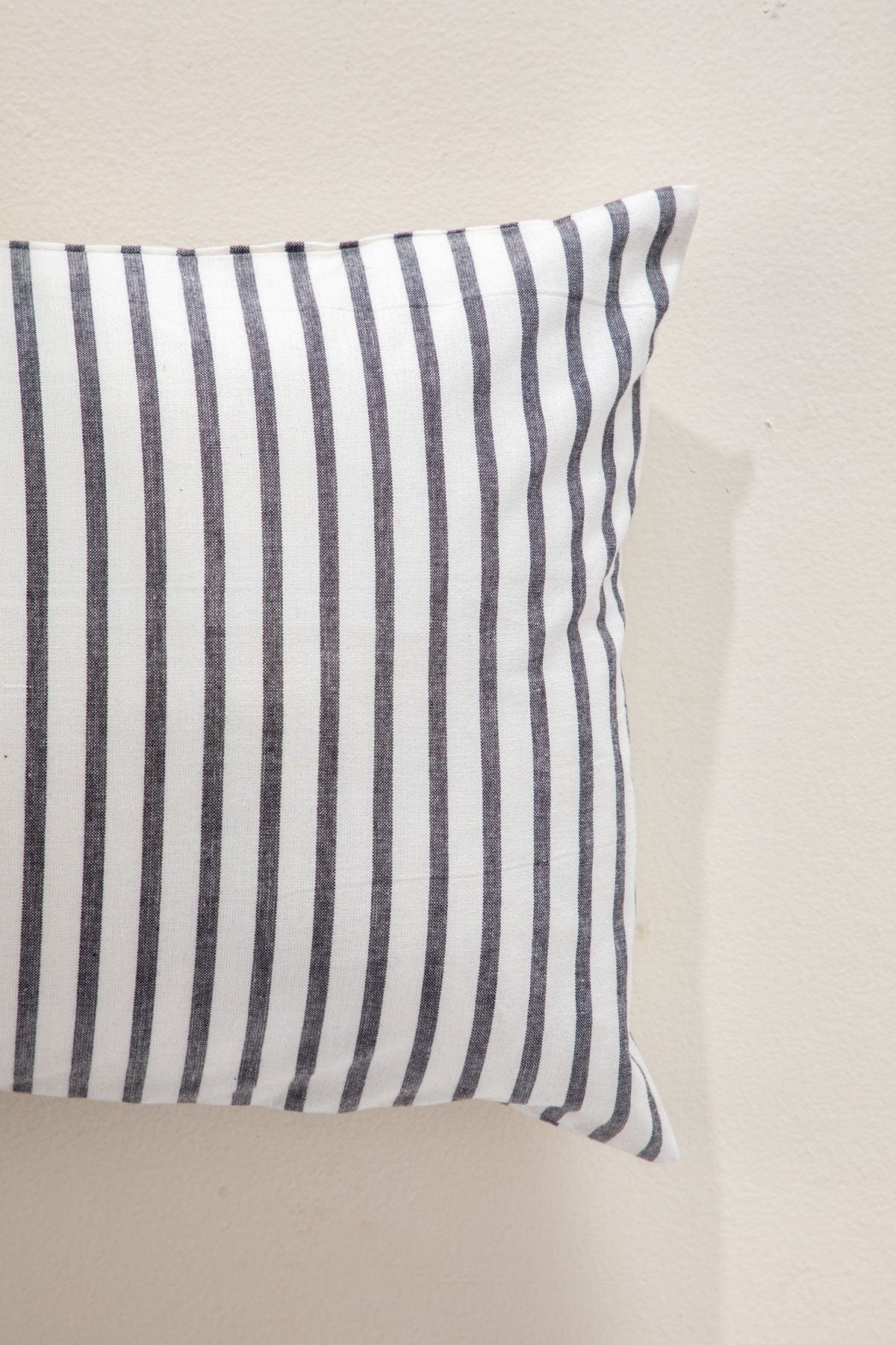 PILLOWS & SHAMS Pillow Case Charcoal Pillow Cover Set (46 Cm X 0.7 M)