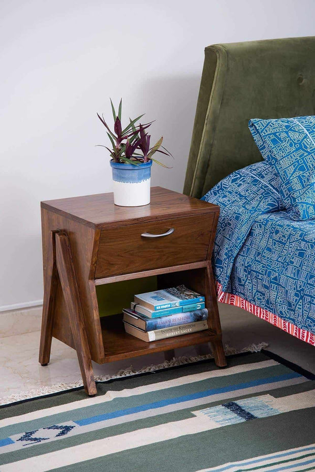 BEDSIDE TABLES Poise Bedside Table (Teak Wood)