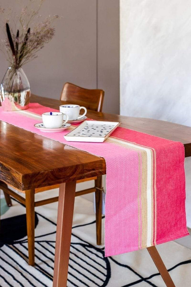 TABLE RUNNERS Recoloured Table Runner