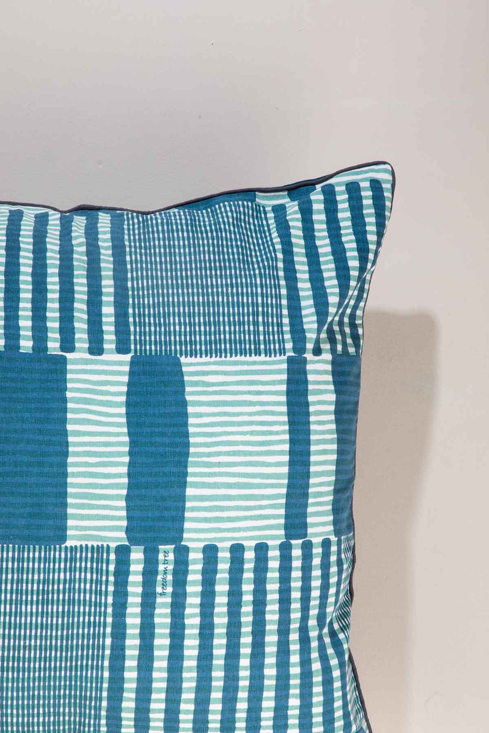 SHAMS & FLOOR CUSHIONS Salaka Ocean Blue Cushion Cover (61 Cm x 61 Cm)