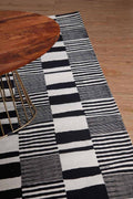 PRINTED RUG Salaka Printed Rug (Black/White)