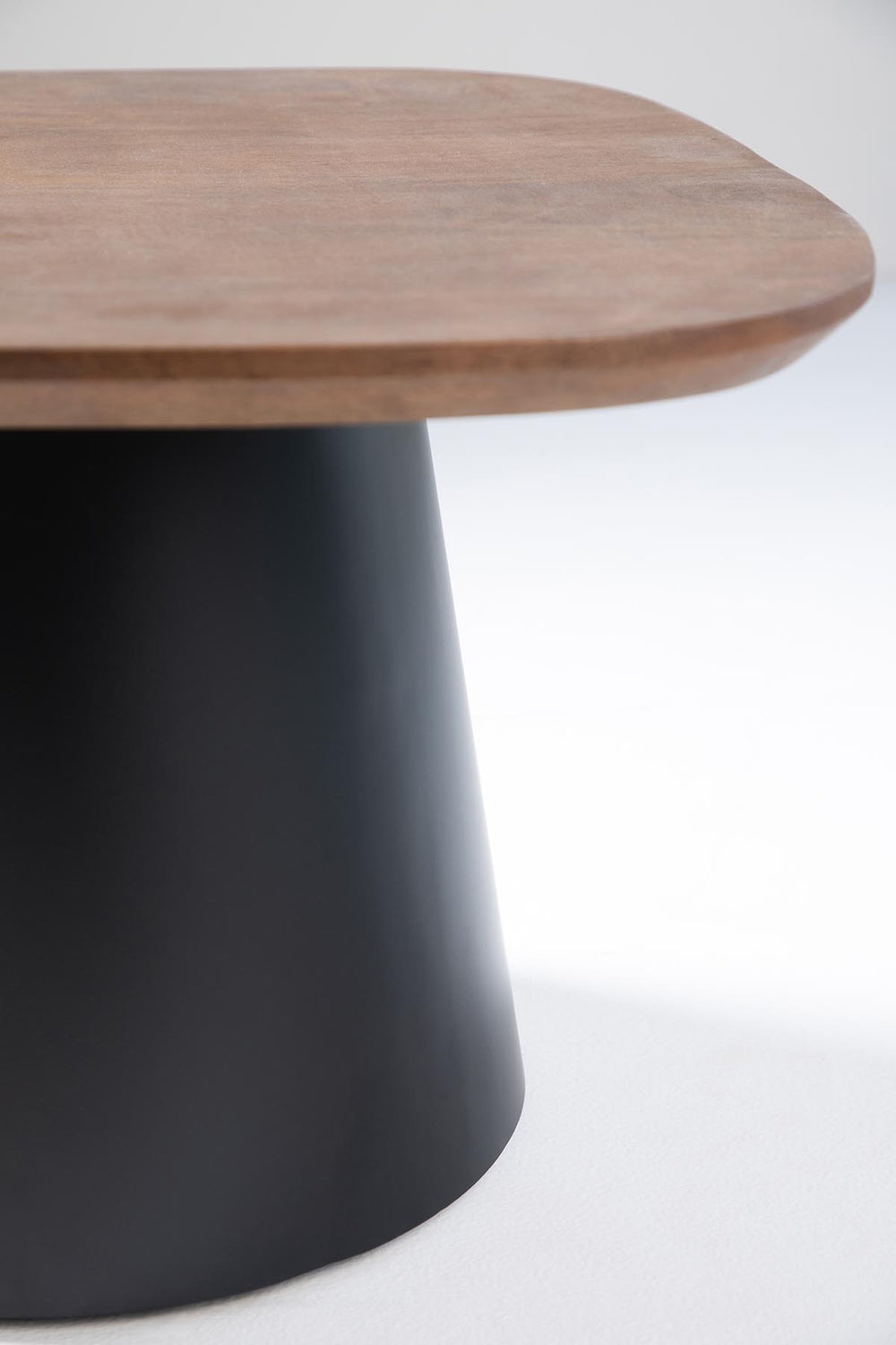 SIDE TABLES Sarva Nested Side Table