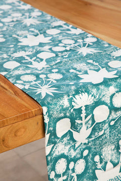 TABLE RUNNERS Sativa Teal Balance Table Runner
