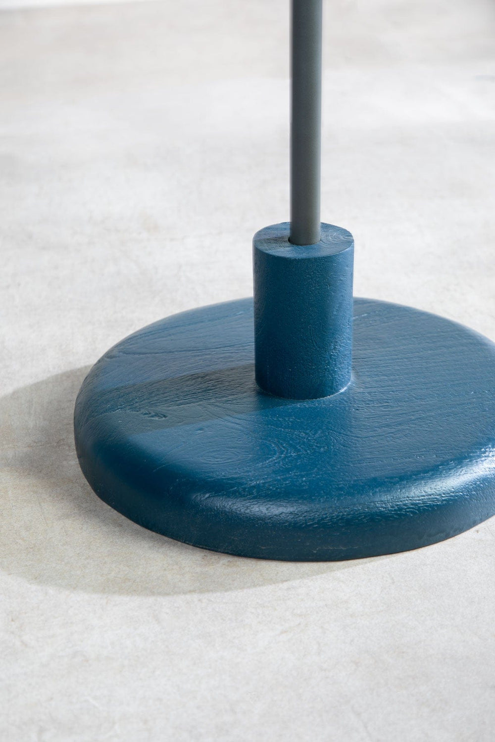SIDE TABLES Seed Side Table
